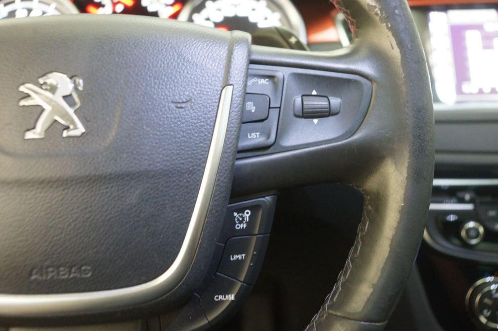 Peugeot 508 SW usata a Torino (15)