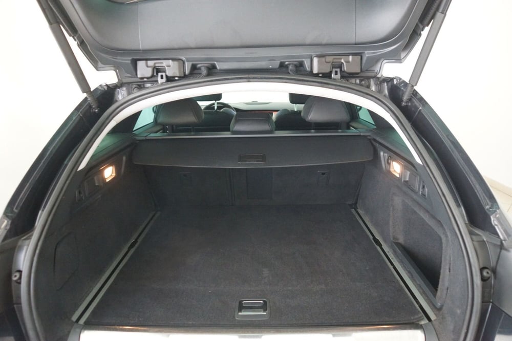 Peugeot 508 SW usata a Torino (7)