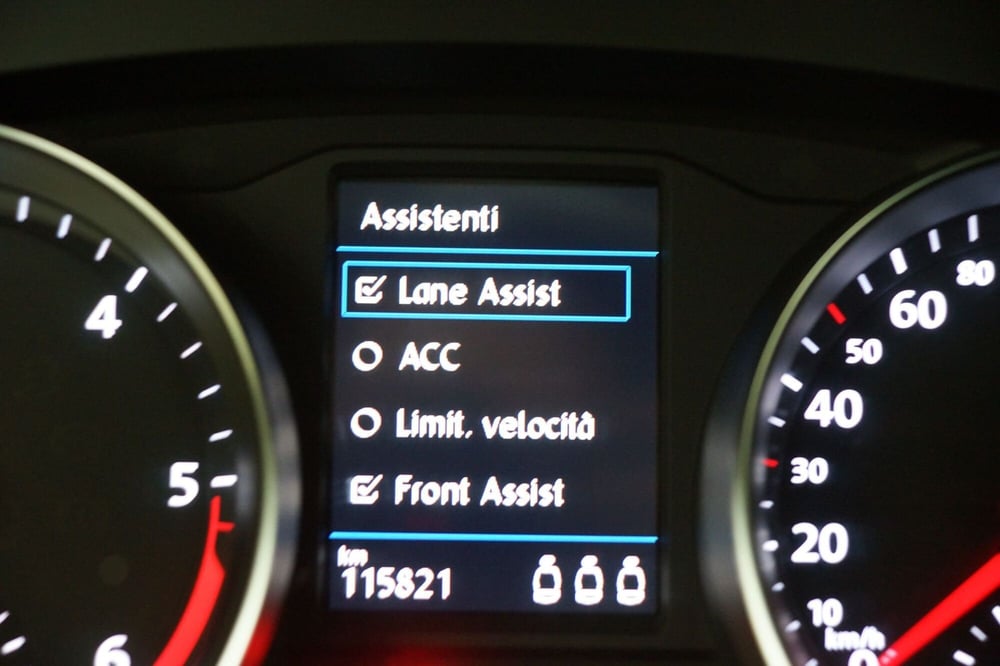 Volkswagen Passat Variant usata a Torino (15)