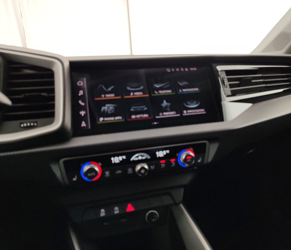 Audi A1 Sportback usata a Massa-Carrara (11)