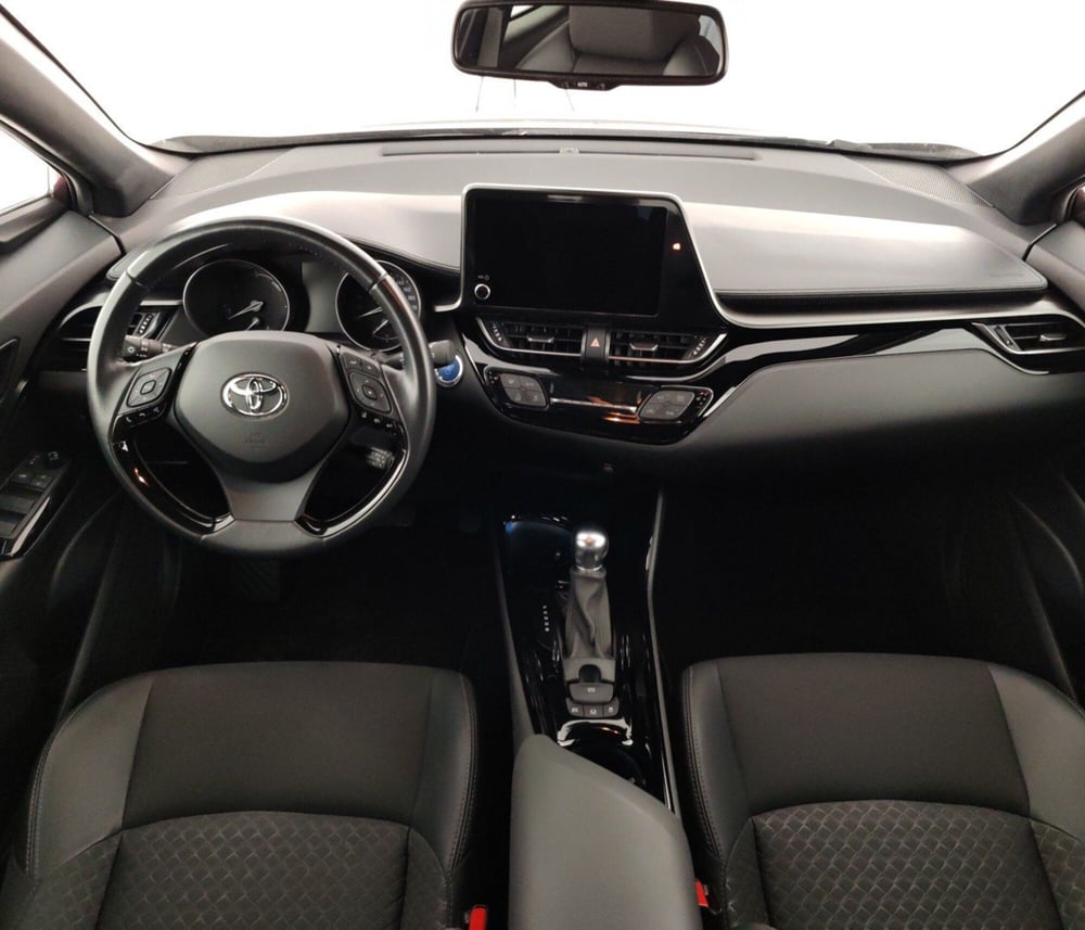 Toyota Toyota C-HR usata a Massa-Carrara (9)