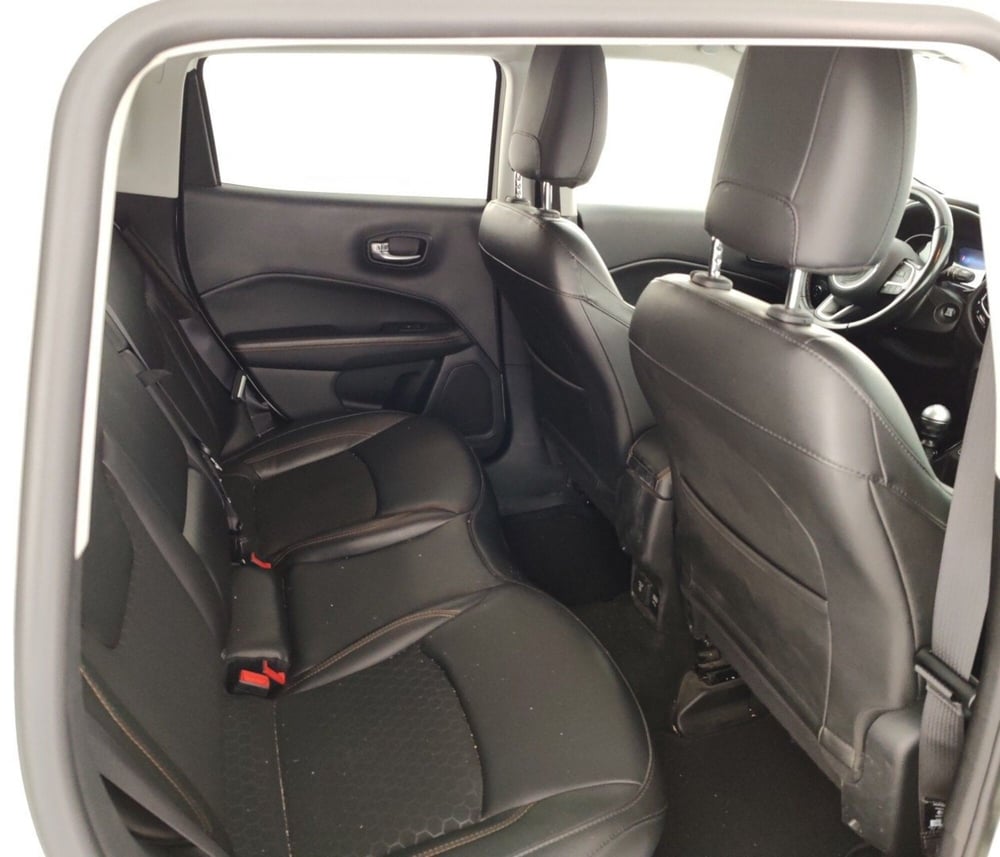 Jeep Compass usata a Massa-Carrara (8)