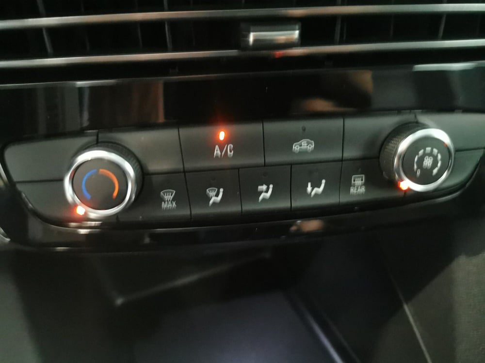 Opel Mokka usata a Brindisi (16)