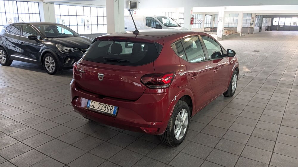 Dacia Sandero usata a Milano (3)