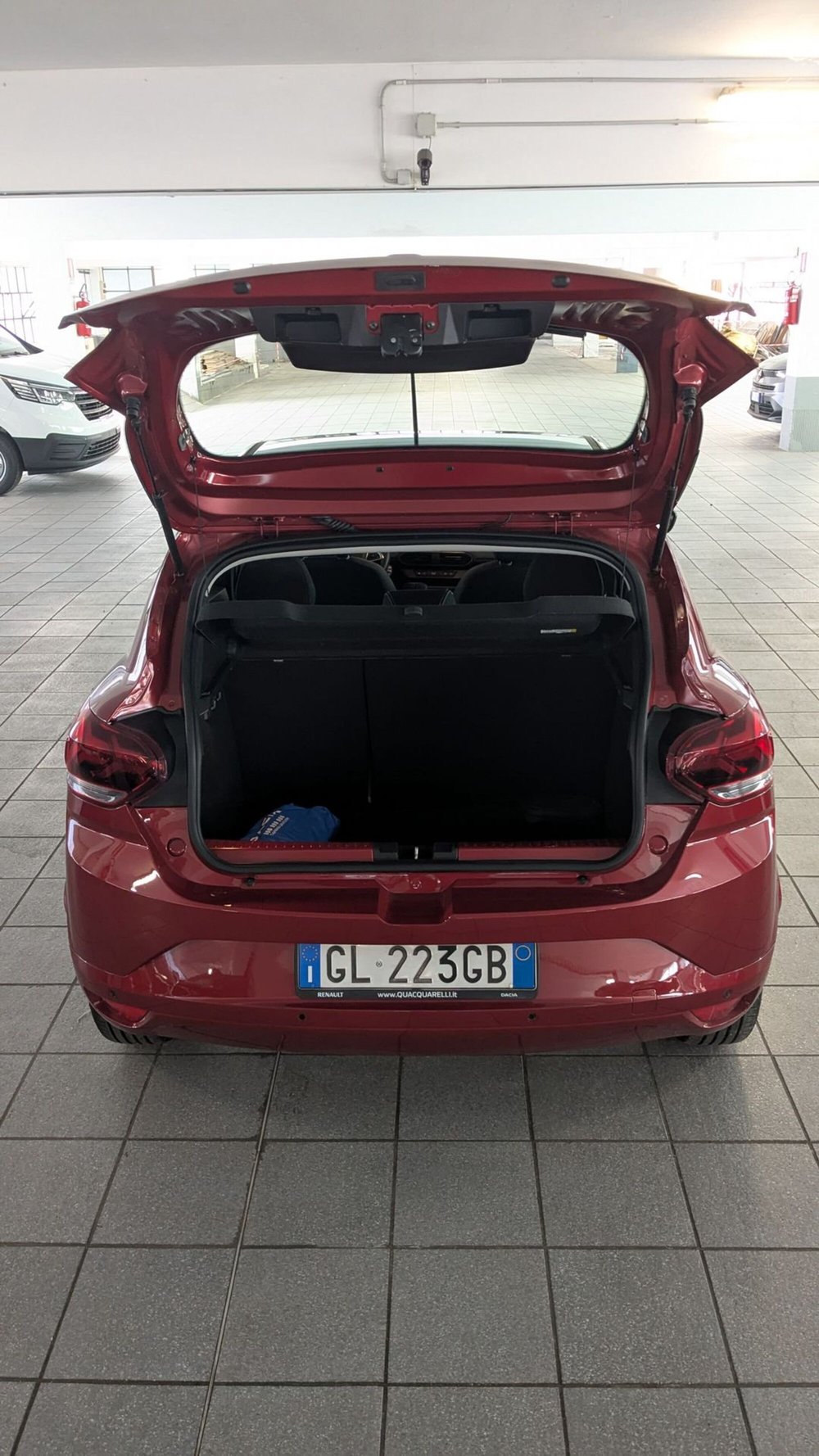 Dacia Sandero usata a Milano (5)