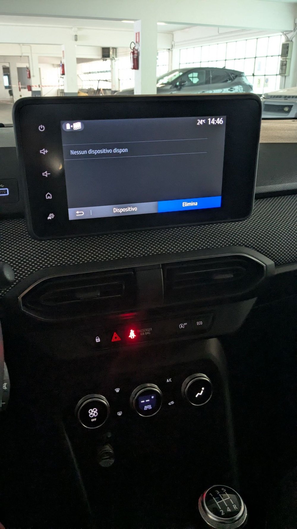 Dacia Sandero usata a Milano (9)