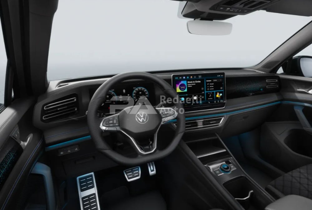 Volkswagen Tiguan nuova a Lecco (6)