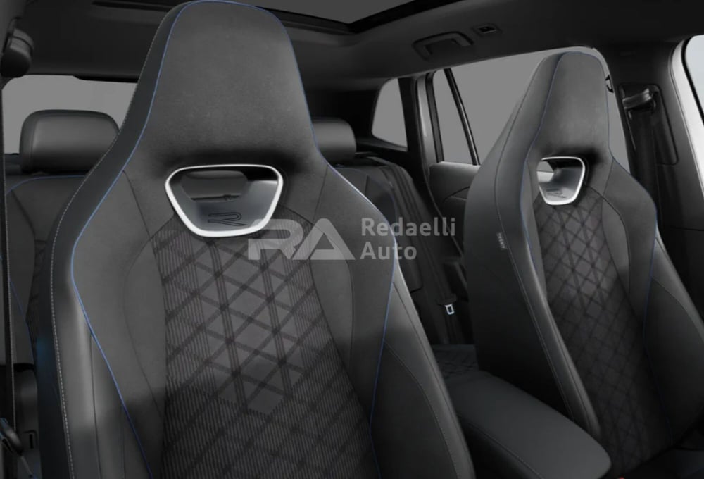 Volkswagen Tiguan nuova a Lecco (8)