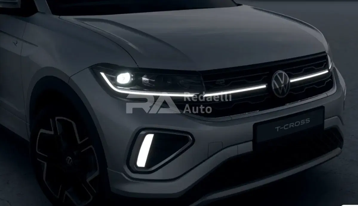 Volkswagen T-Cross nuova a Lecco (4)