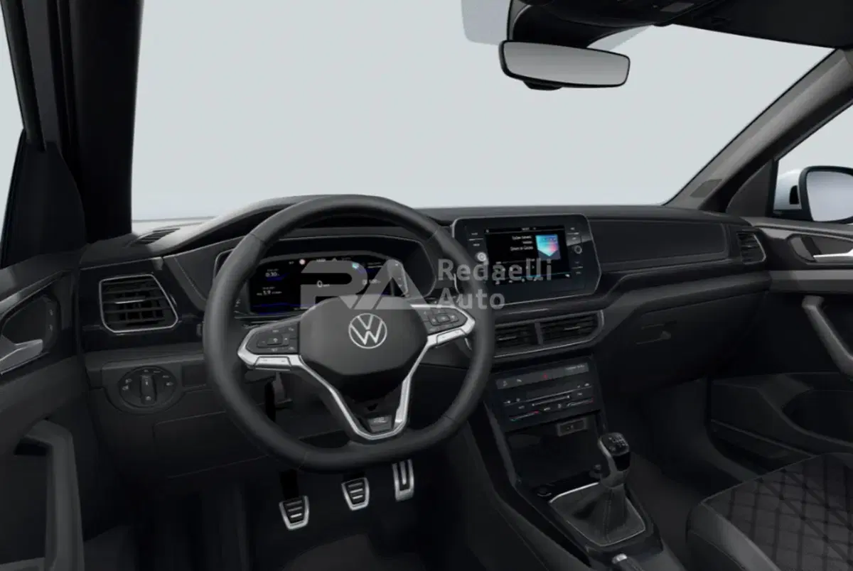 Volkswagen T-Cross nuova a Lecco (5)