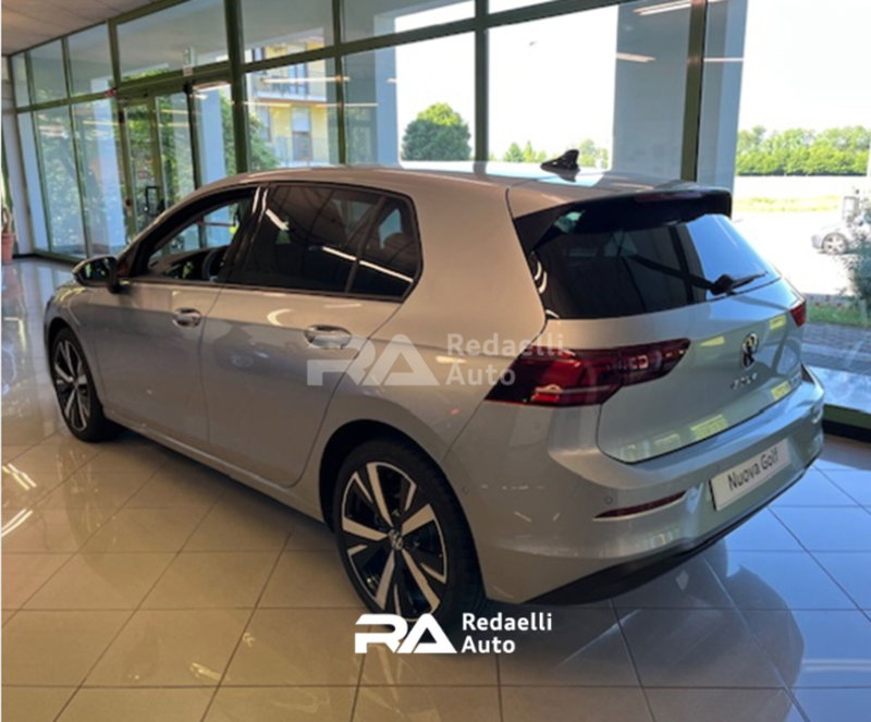 Volkswagen Golf nuova a Lecco (5)