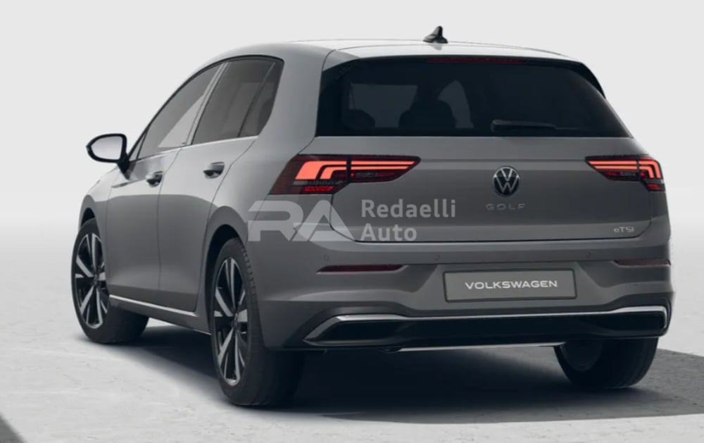 Volkswagen Golf nuova a Lecco (3)