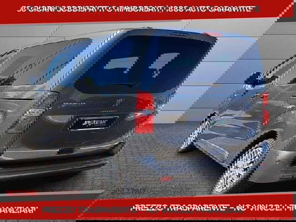 Peugeot e-Traveller usata a Chieti (4)