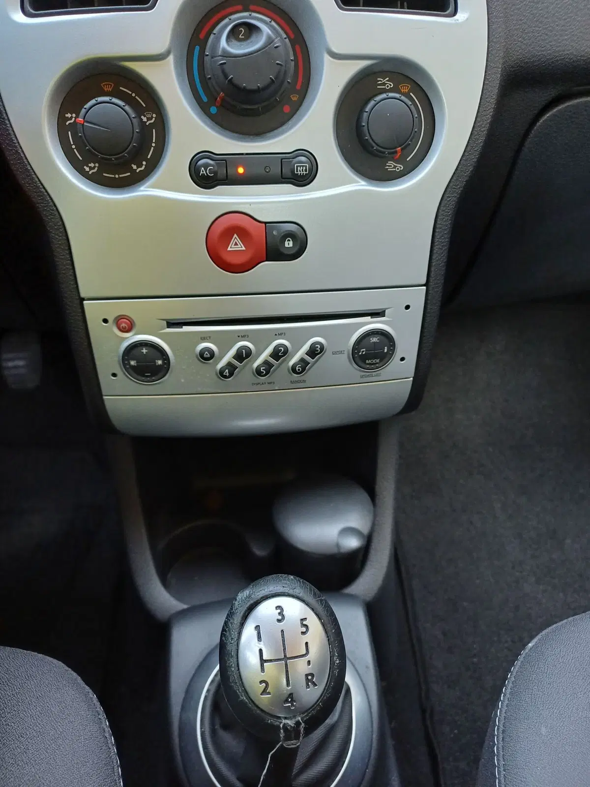 Renault Modus usata a Modena (14)