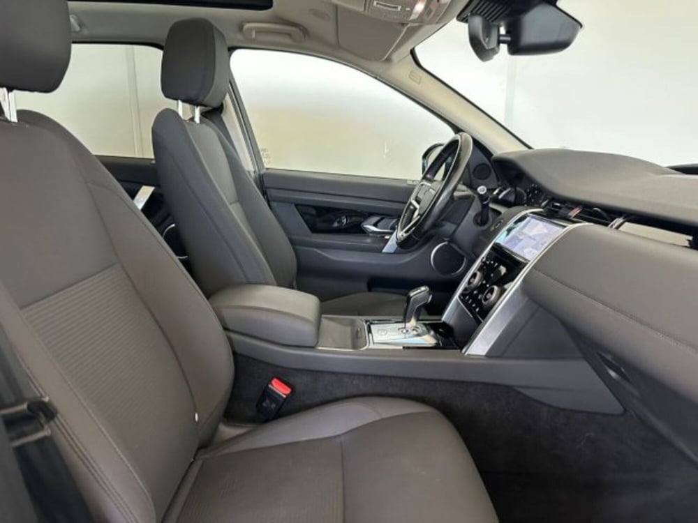 Land Rover Discovery Sport usata a Modena (11)