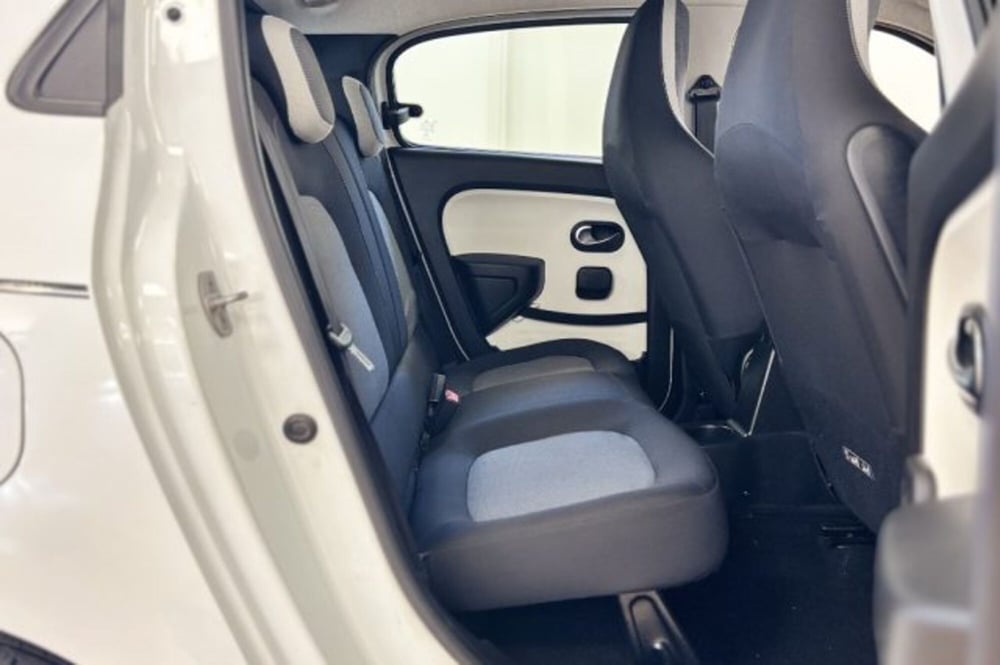 Renault Twingo usata a Latina (10)