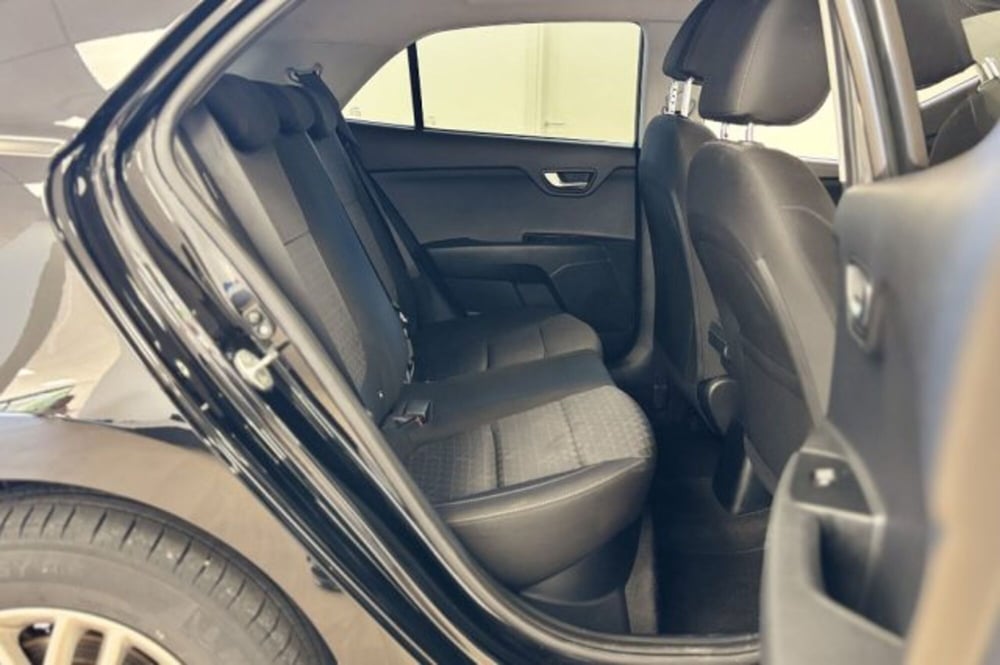 Kia Rio usata a Latina (10)
