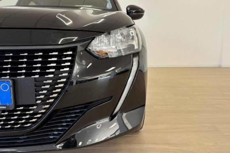 Peugeot 208 usata a Latina (11)