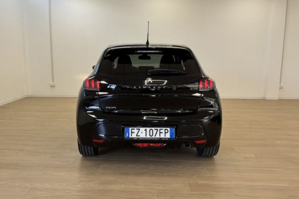 Peugeot 208 usata a Latina (6)