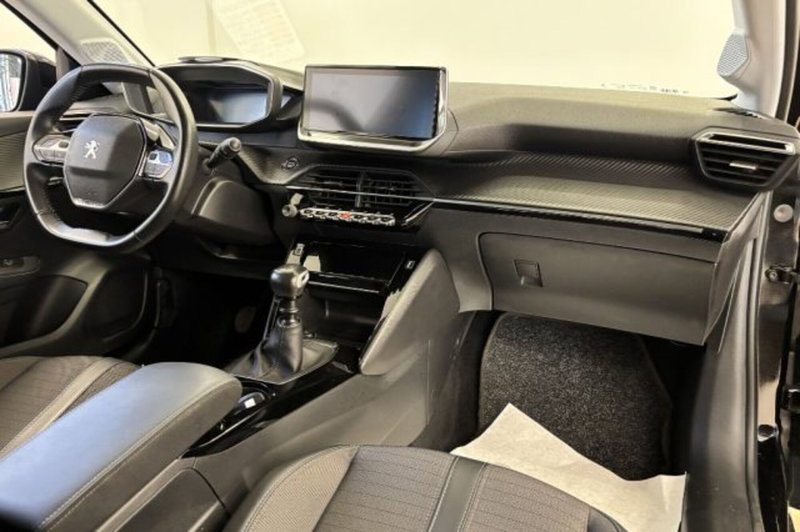 Peugeot 208 usata a Latina (9)