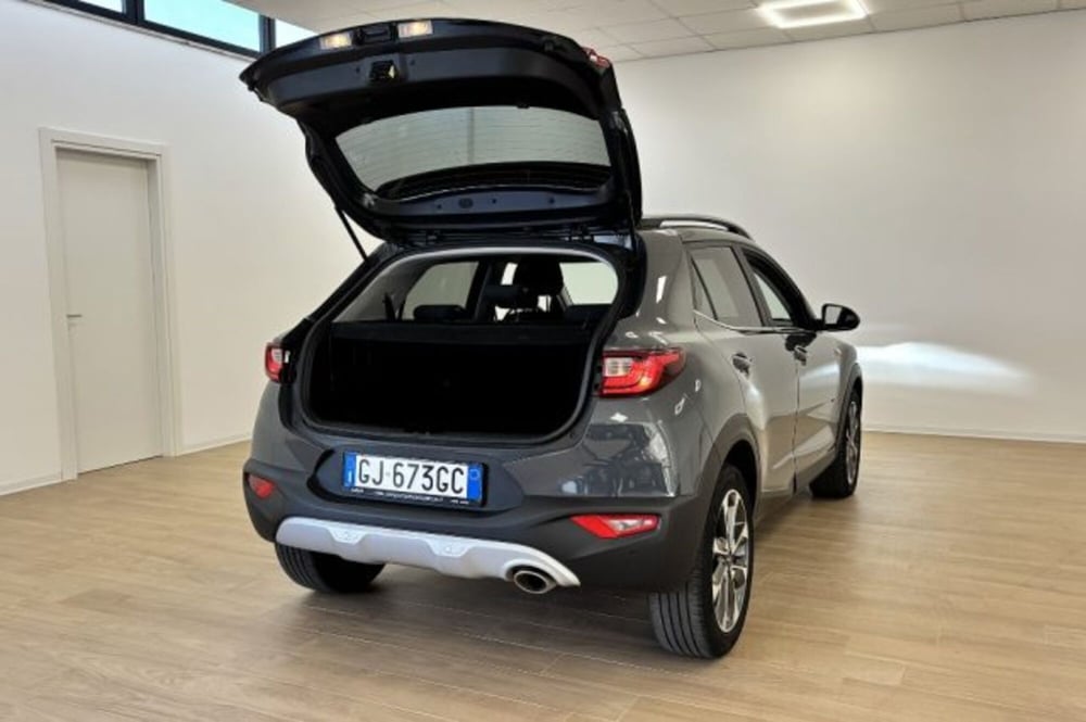Kia Stonic usata a Latina (7)