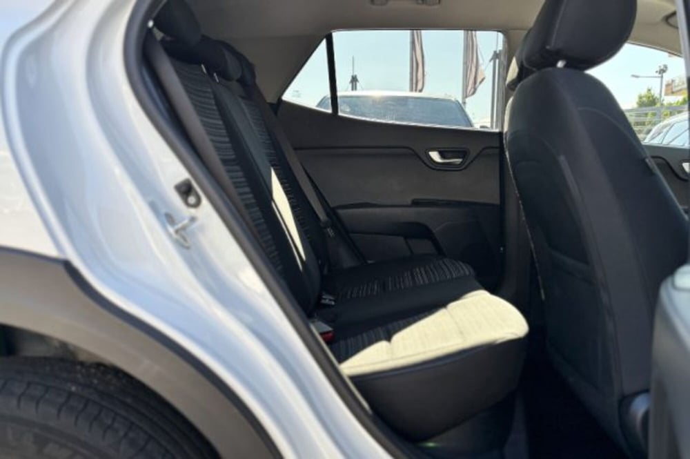 Kia Stonic usata a Latina (10)