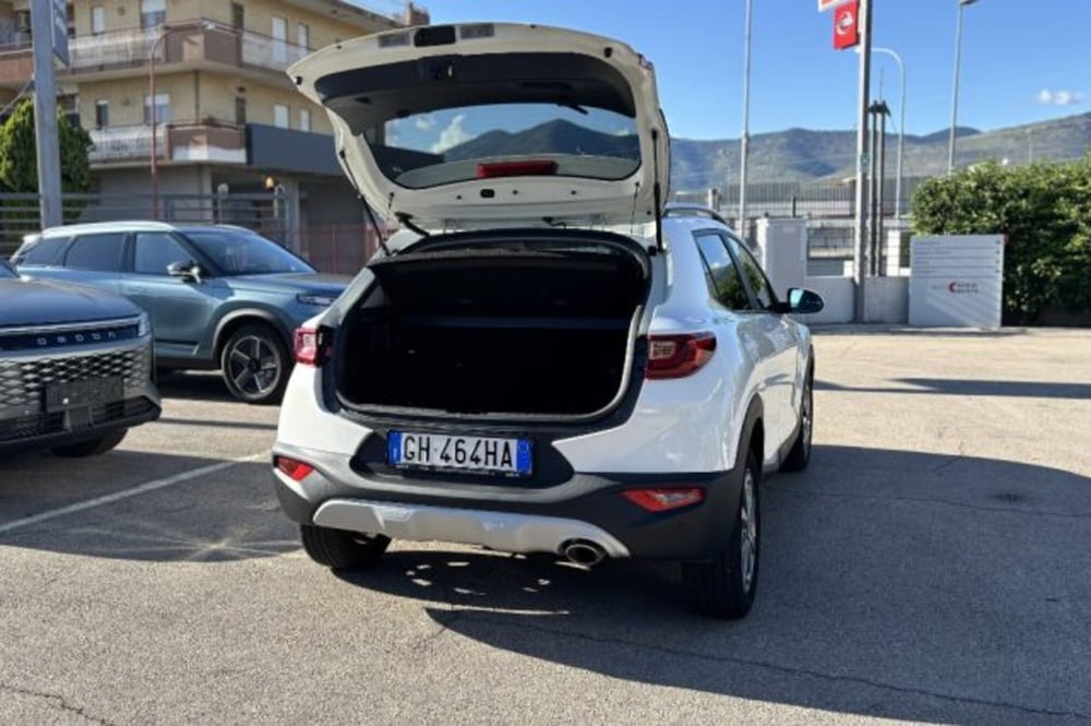 Kia Stonic usata a Latina (7)