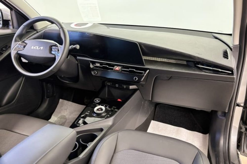 Kia Niro usata a Latina (9)