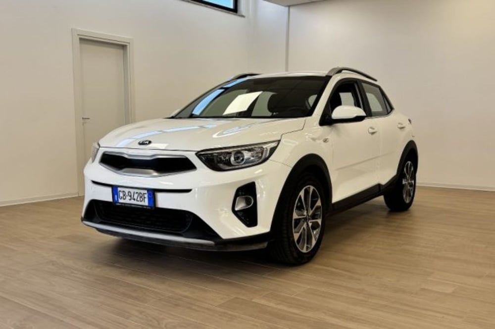 Kia Stonic usata a Latina (3)