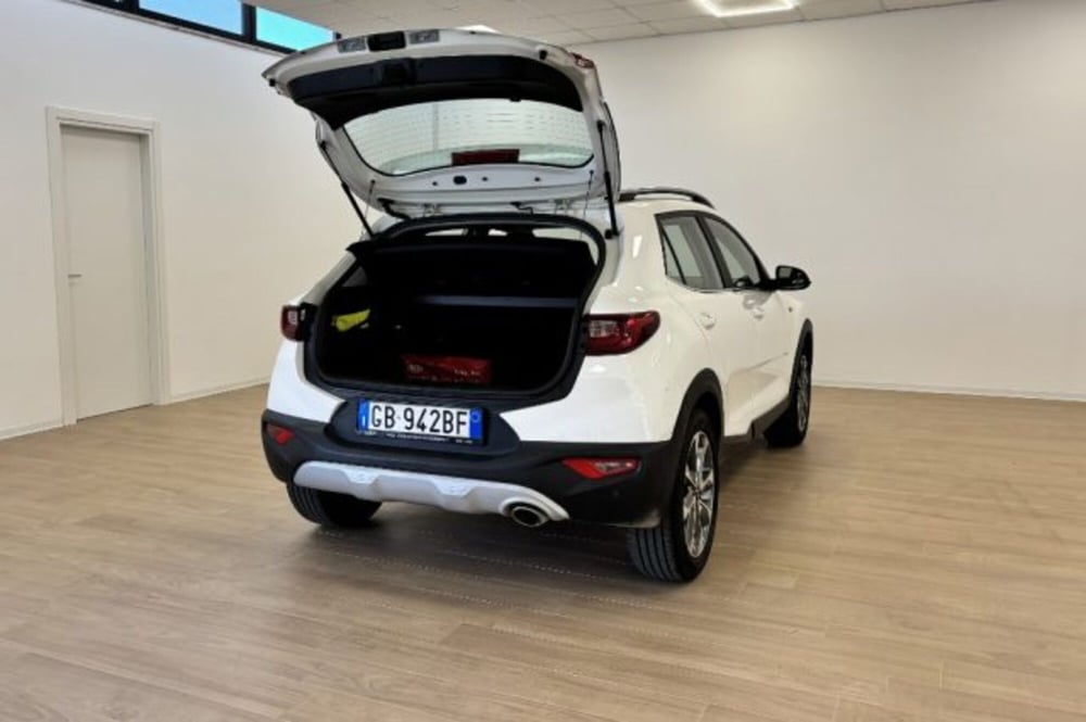 Kia Stonic usata a Latina (7)