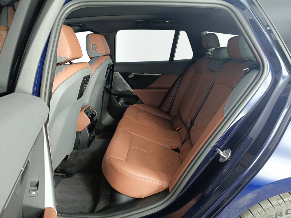 BMW i5 Touring usata a Ascoli Piceno (9)