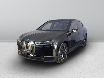 BMW iX xdrive40 del 2022 usata a Mosciano Sant&#039;Angelo