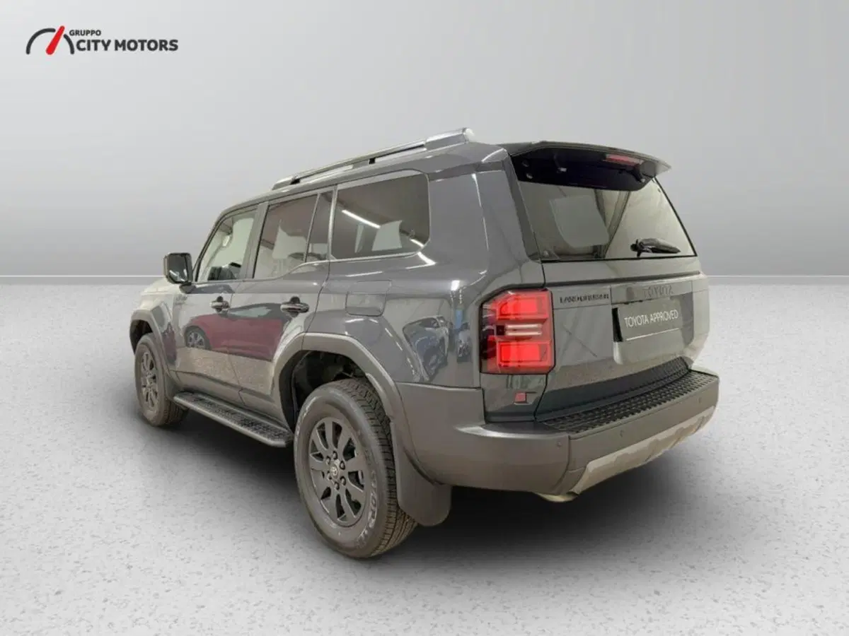 Toyota Land Cruiser usata a Monza e Brianza (4)