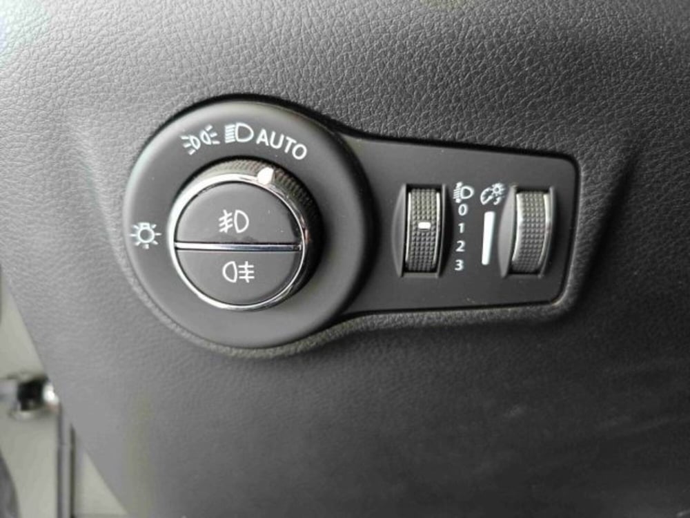 Jeep Compass usata a Catania (18)