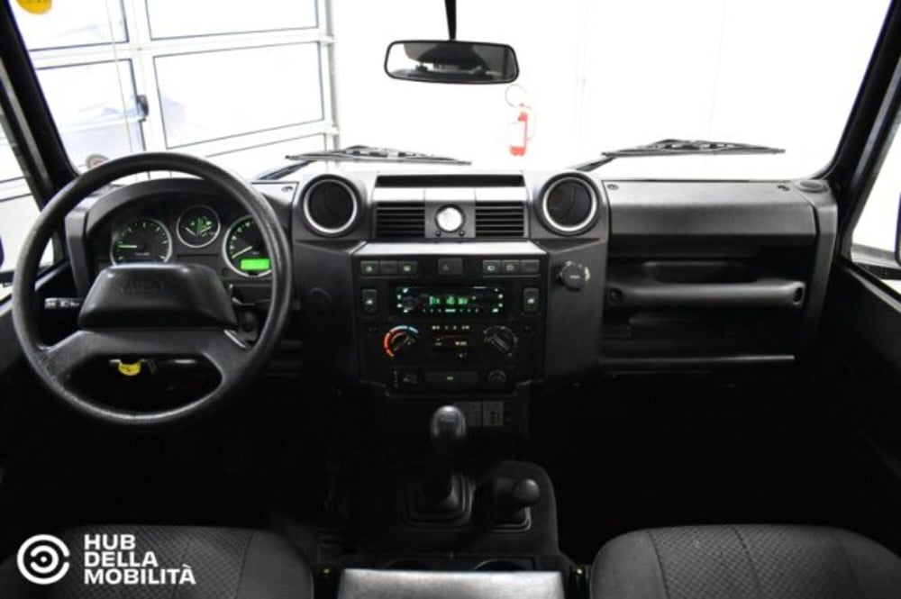 Land Rover Defender usata a Perugia (10)
