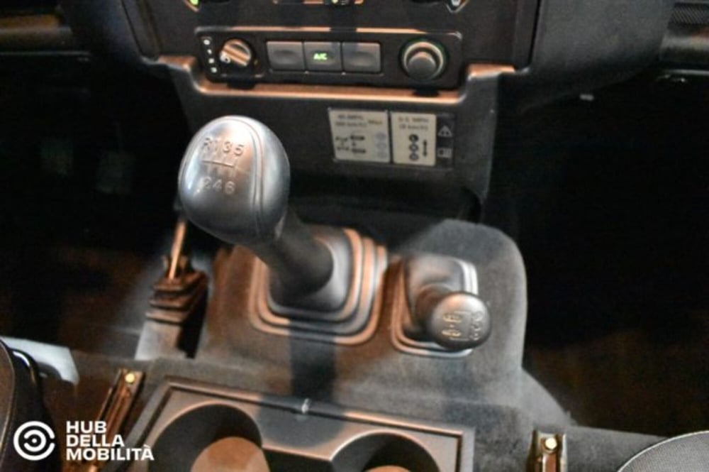 Land Rover Defender usata a Perugia (12)