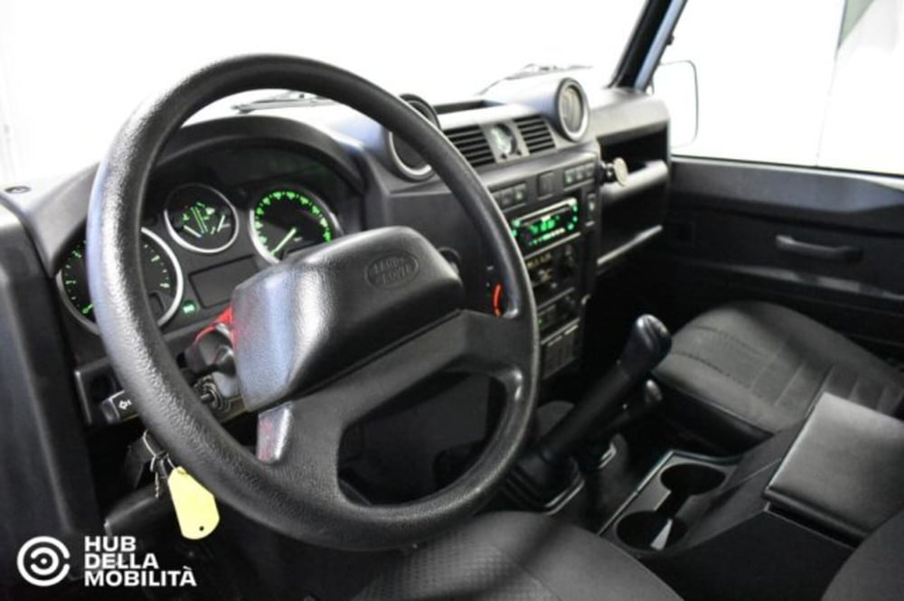 Land Rover Defender usata a Perugia (17)