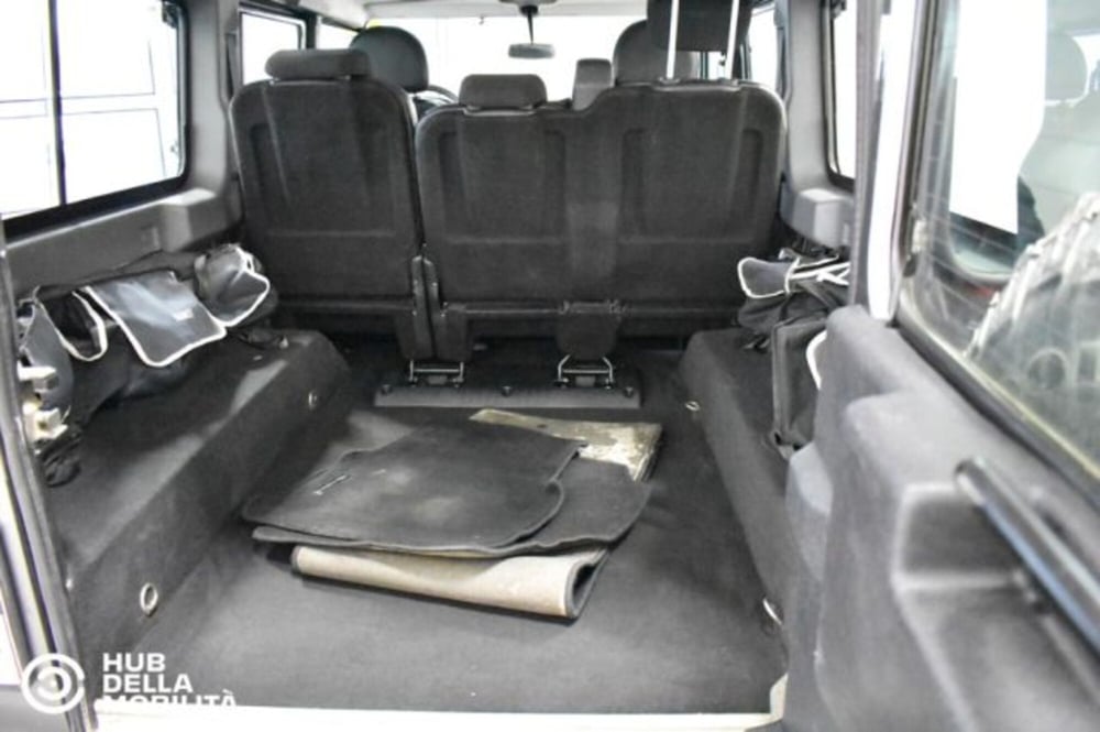 Land Rover Defender usata a Perugia (20)