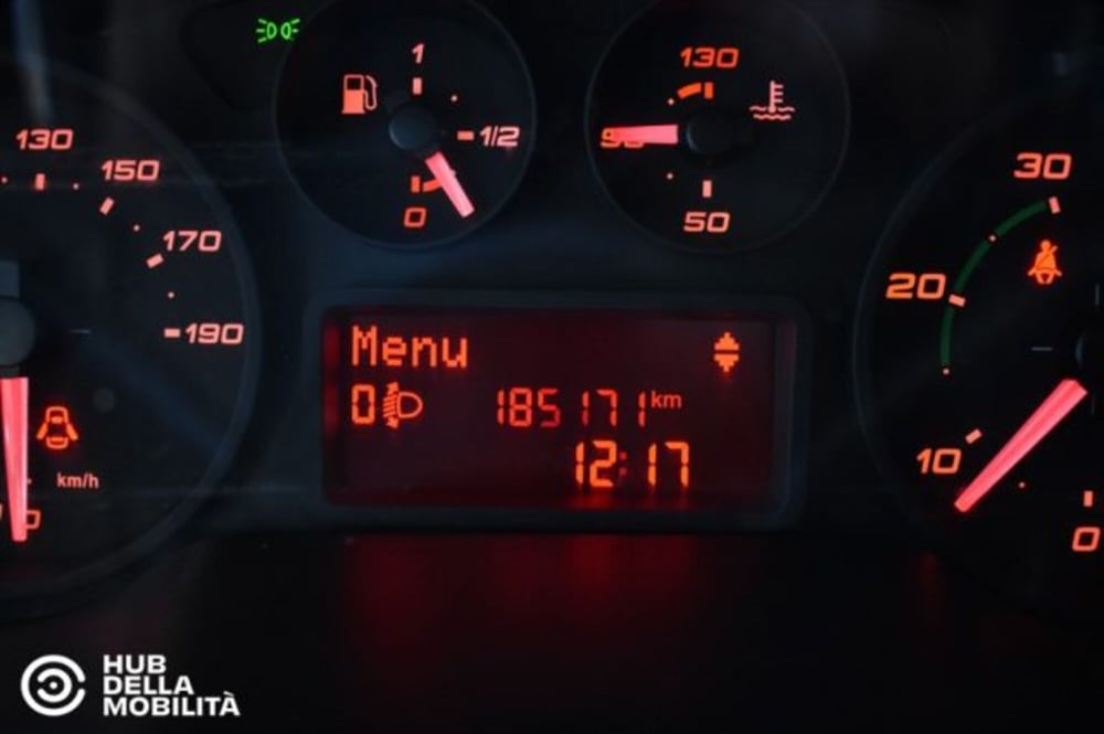 Iveco Daily Furgone usata a Perugia (9)