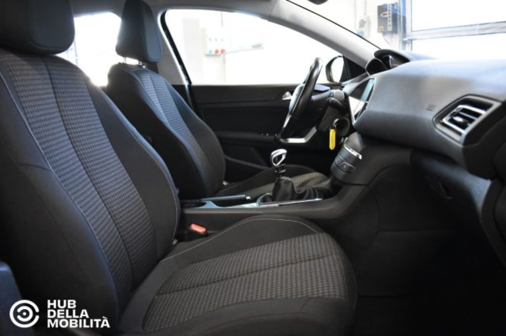 Peugeot 308 SW usata a Perugia (18)