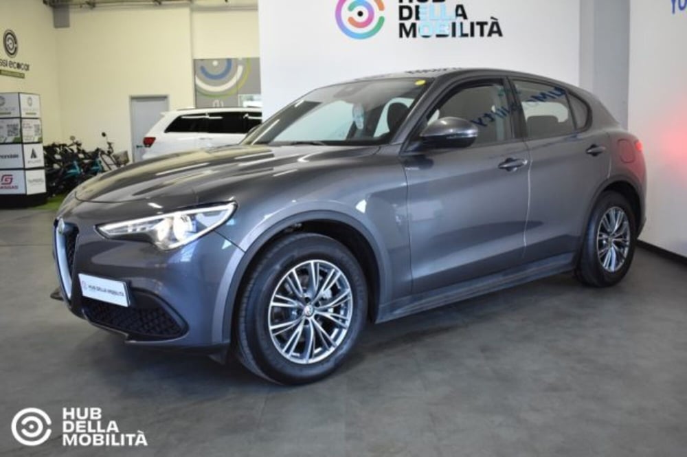 Alfa Romeo Stelvio usata a Perugia (3)