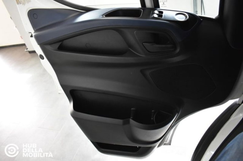 Iveco Daily Furgone usata a Perugia (9)