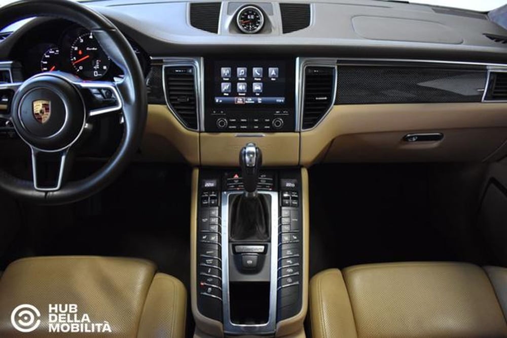 Porsche Macan usata a Perugia (11)