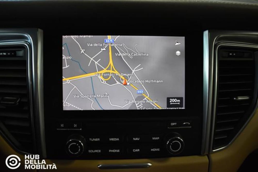 Porsche Macan usata a Perugia (15)