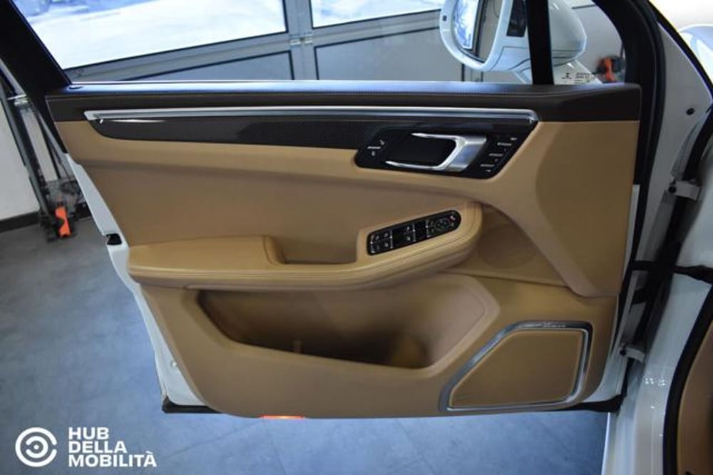 Porsche Macan usata a Perugia (7)