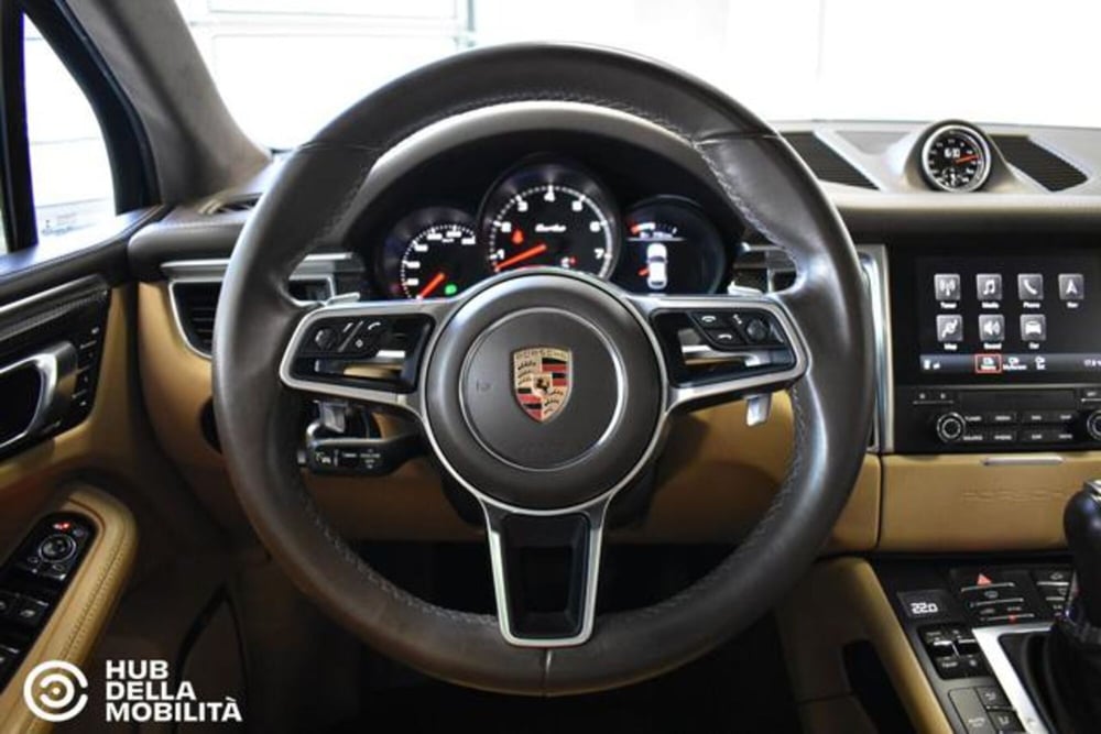 Porsche Macan usata a Perugia (9)