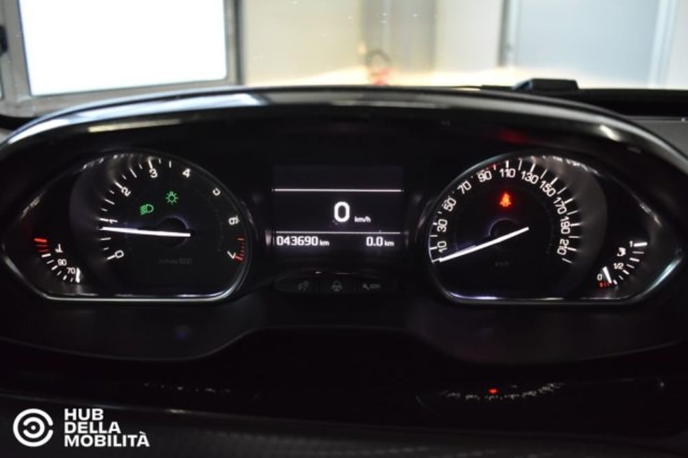 Peugeot 2008 usata a Perugia (8)