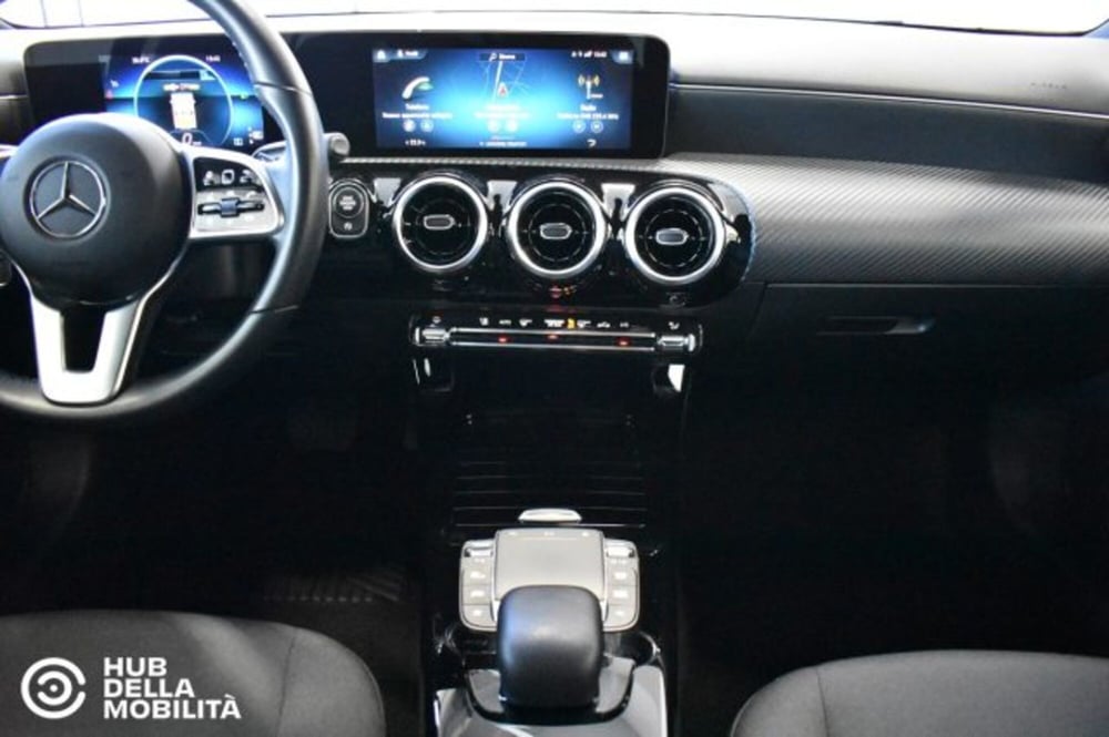 Mercedes-Benz CLA Shooting Brake usata a Perugia (11)