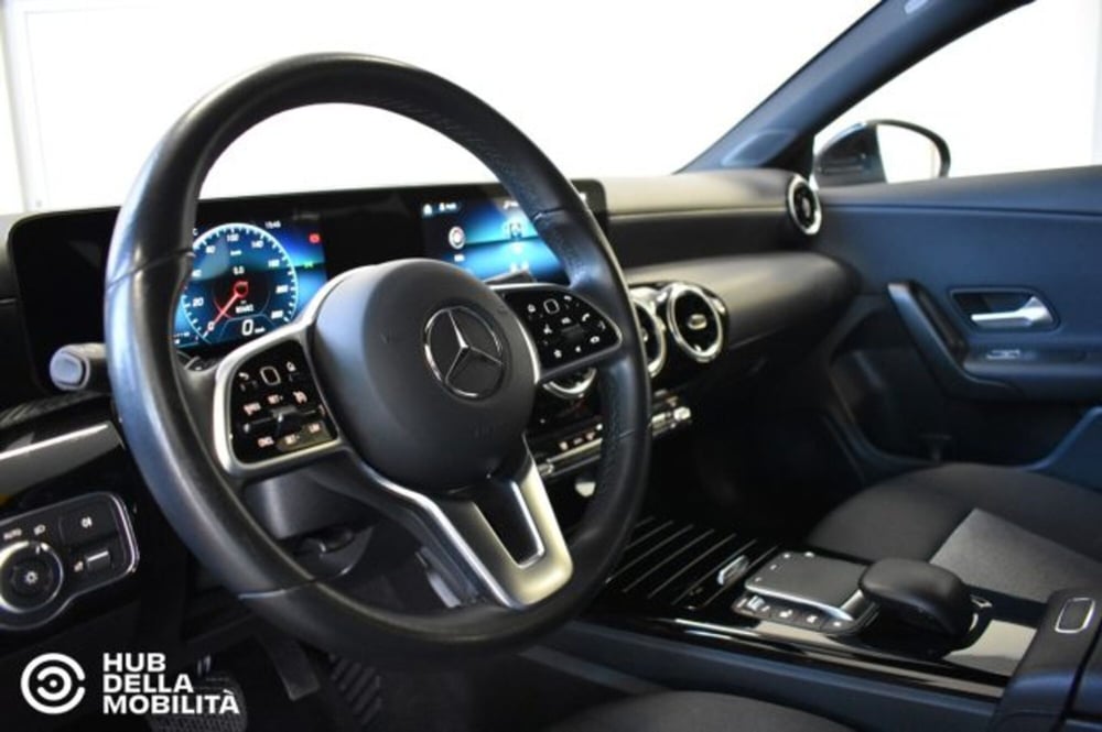 Mercedes-Benz CLA Shooting Brake usata a Perugia (19)