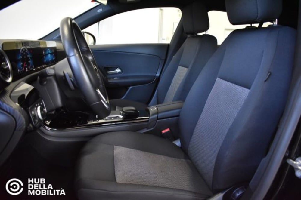 Mercedes-Benz CLA Shooting Brake usata a Perugia (20)